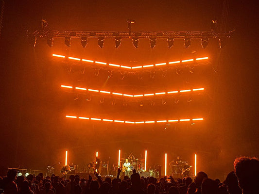 Incredible 960 PIXEL Bar IP Lighting Happens On One Republic Live